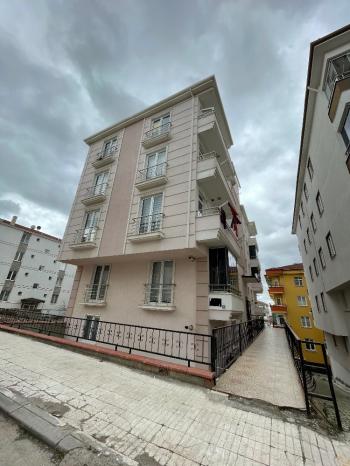 GÜVENAY - ÇORUM ŞENYURTTA EŞYALI 3+1 KİRALIK DAİRE