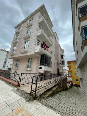 GÜVENAY - ÇORUM ŞENYURTTA EŞYALI 3+1 KİRALIK DAİRE