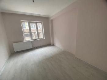 GÜVENAY - ÇORUM GÜLABİBEY MAH. MEHMET AKİF ERSOY ORTAOKULU CİVARI SATILIK 3+1 DAİRE