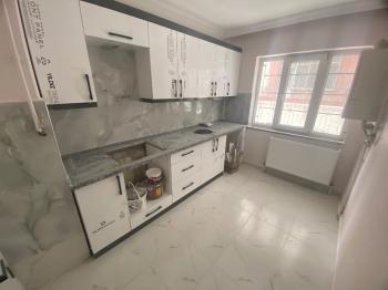 GÜVENAY - ÇORUM GÜLABİBEY MAH. MEHMET AKİF ERSOY ORTAOKULU CİVARI SATILIK 3+1 DAİRE