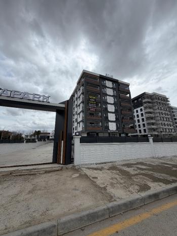 GÜVENAY - ÇORUM ÇEPNİ MAH. İNÖNÜ CADDESİ ÜZERİ 2+1  SIFIR SATILIK DAİRE