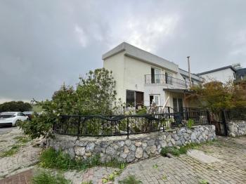 GİRNE BOĞAZDA TÜRK MALI SATILIK İKİZ DUBLEKS SATILIK EV 