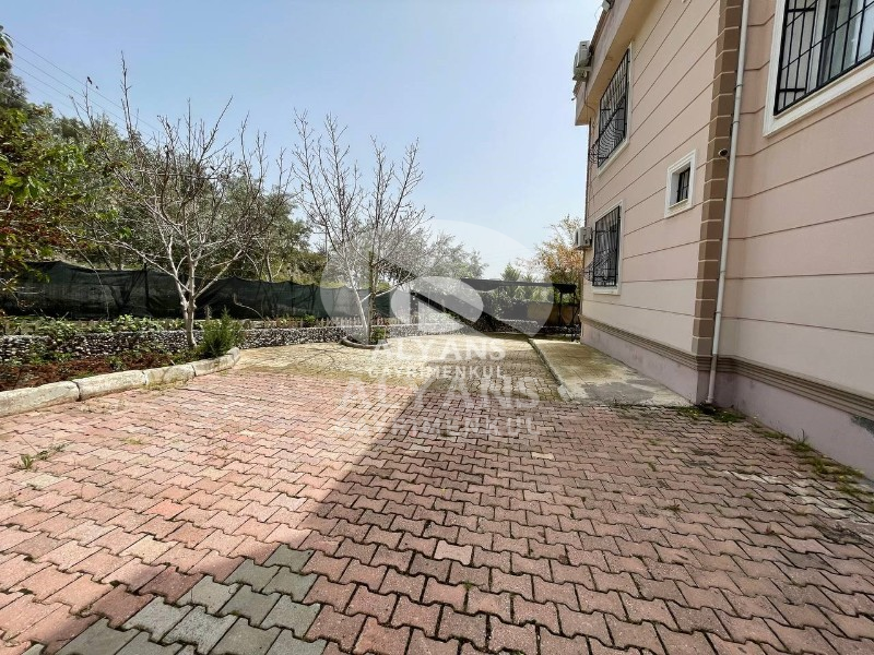 ALYANSTAN LÜKS VE KONFORLU YAŞAMAKTAN KEYİF ALACAĞINIZ 6+1 VİLLA