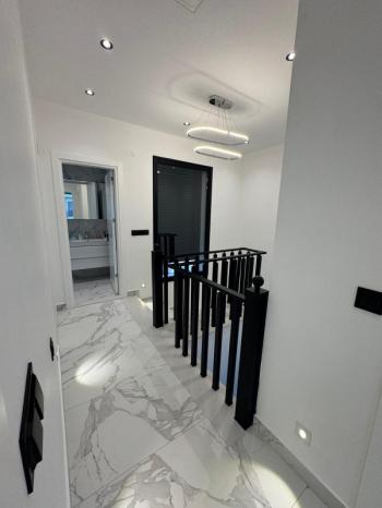  DİDİM ALTINKUM MAHALLESİNDE DENİZE 300 METRE MESAFEDE 3+1 LÜKS SIFIR EŞYALI SATILIK İKİZ VİLLA