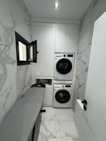  DİDİM ALTINKUM MAHALLESİNDE DENİZE 300 METRE MESAFEDE 3+1 LÜKS SIFIR EŞYALI SATILIK İKİZ VİLLA