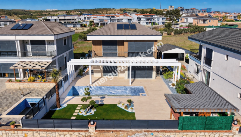 DİDİM EFELER MAHALLESİ’ NDE ULTRA LÜKS 4+1 | FULL EŞYALI | HAVUZLU | OTOMATİK PANJURLU  MÜSTAKİL  SATILIK VİLLA