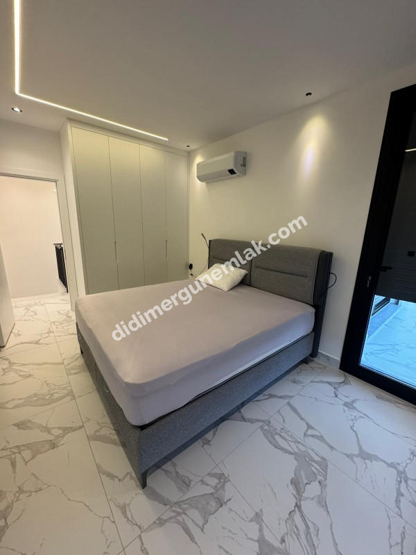  DİDİM ALTINKUM MAHALLESİNDE DENİZE 300 METRE MESAFEDE 3+1 LÜKS SIFIR EŞYALI SATILIK İKİZ VİLLA