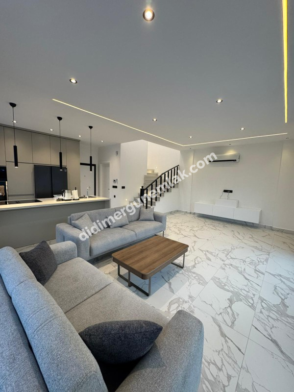  DİDİM ALTINKUM MAHALLESİNDE DENİZE 300 METRE MESAFEDE 3+1 LÜKS SIFIR EŞYALI SATILIK İKİZ VİLLA