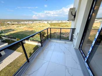 Didim'de Havuzlu Site İçerisinde Satılık 3+1 Dubleks Daire