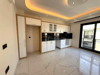 Didim'de Havuzlu Site İçerisinde Satılık 3+1 Dubleks Daire
