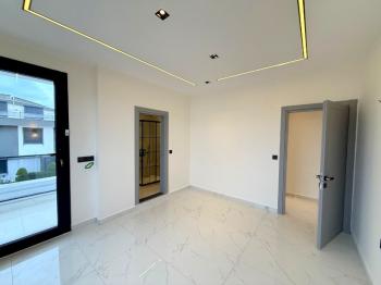 Didim Efeler Mahallesinde Satılık 3+1 Havuzlu Villa