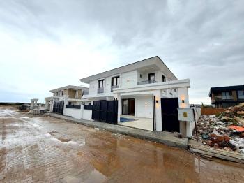 Didim Efeler Mahallesinde Satılık 3+1 Havuzlu Villa