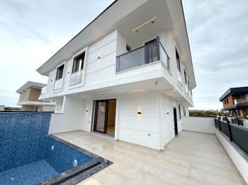 Didim Efeler Mahallesinde Satılık 3+1 Havuzlu Villa