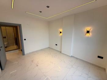 Didim Efeler Mahallesinde Satılık 3+1 Havuzlu Villa
