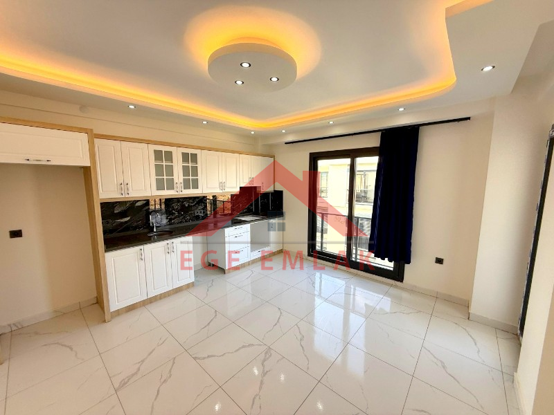 Didim'de Havuzlu Site İçerisinde Satılık 3+1 Dubleks Daire