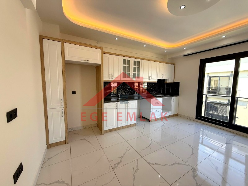 Didim'de Havuzlu Site İçerisinde Satılık 3+1 Dubleks Daire