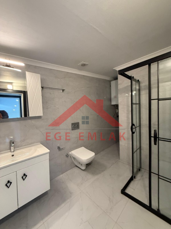 Didim'de Havuzlu Site İçerisinde Satılık 3+1 Dubleks Daire