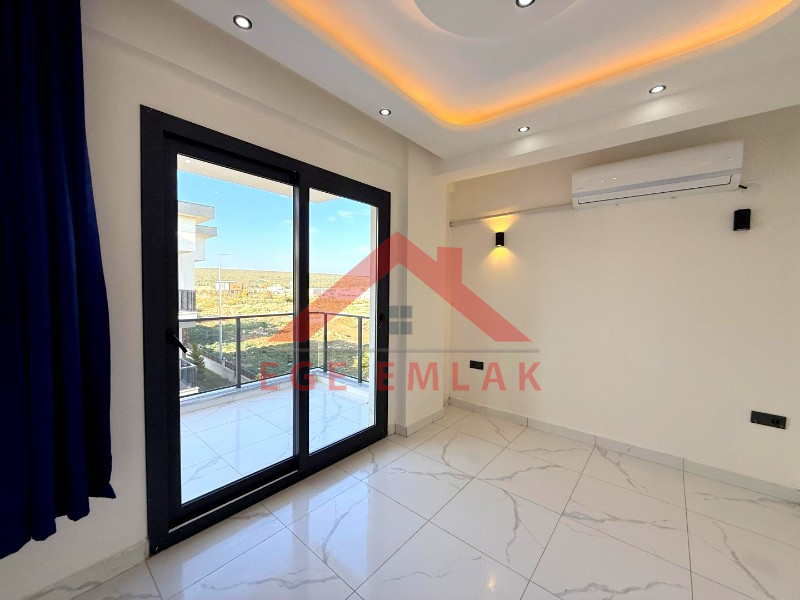 Didim'de Havuzlu Site İçerisinde Satılık 3+1 Dubleks Daire
