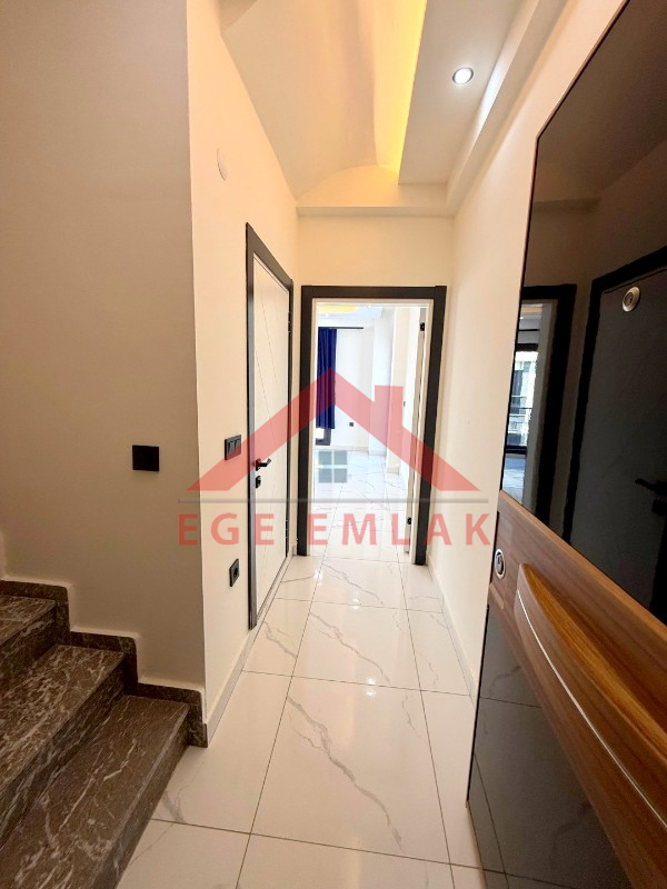 Didim'de Havuzlu Site İçerisinde Satılık 3+1 Dubleks Daire