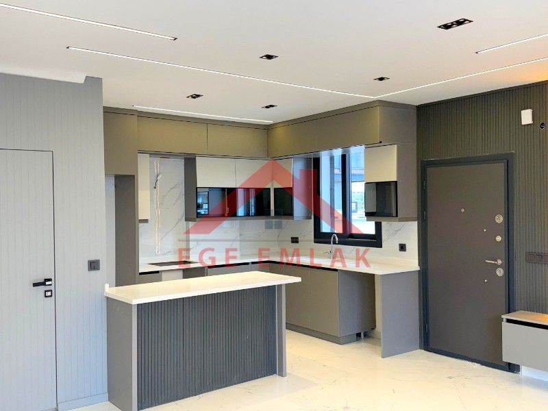 Didim Efeler Mahallesinde Satılık 3+1 Havuzlu Villa