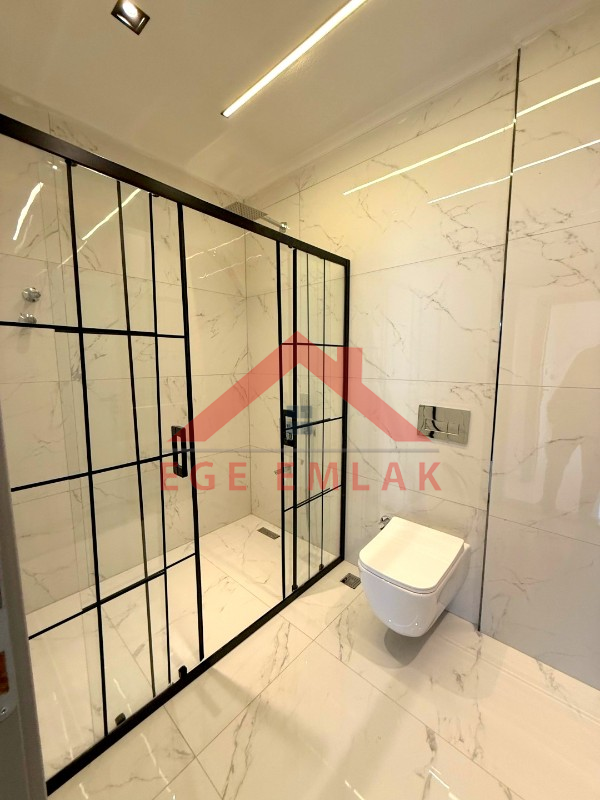 Didim Efeler Mahallesinde Satılık 3+1 Havuzlu Villa