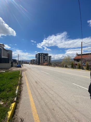 GÜVENAY - ÇORUM AYARIK BAĞLARI TED KOLEJİ KARŞISINDA 535 M² SATILIK VİLLA ARSASI