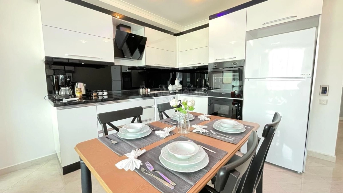 Renda Park 2+1 Eşyalı Denize Yakın