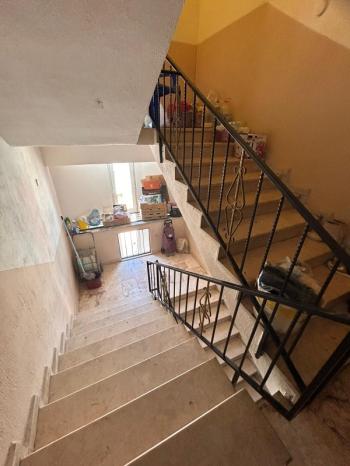 AFYON ÜÇOK EMLAKTAN KANLICA MAHALLESİNDE 3+1  125M² TEMİZ BAKIMLI KİRALIK DAİRE 
