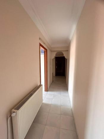 AFYON ÜÇOK EMLAKTAN KANLICA MAHALLESİNDE 3+1  125M² TEMİZ BAKIMLI KİRALIK DAİRE 