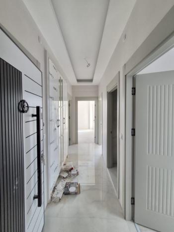 AFYON ÜÇOK EMLAKTAN MAREŞAL F. ÇAKMAK MAH 2+1 80M² SIFIR SATILIK DAİRE 