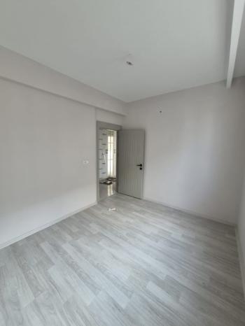 AFYON ÜÇOK EMLAKTAN MAREŞAL F. ÇAKMAK MAH 2+1 80M² SIFIR SATILIK DAİRE 