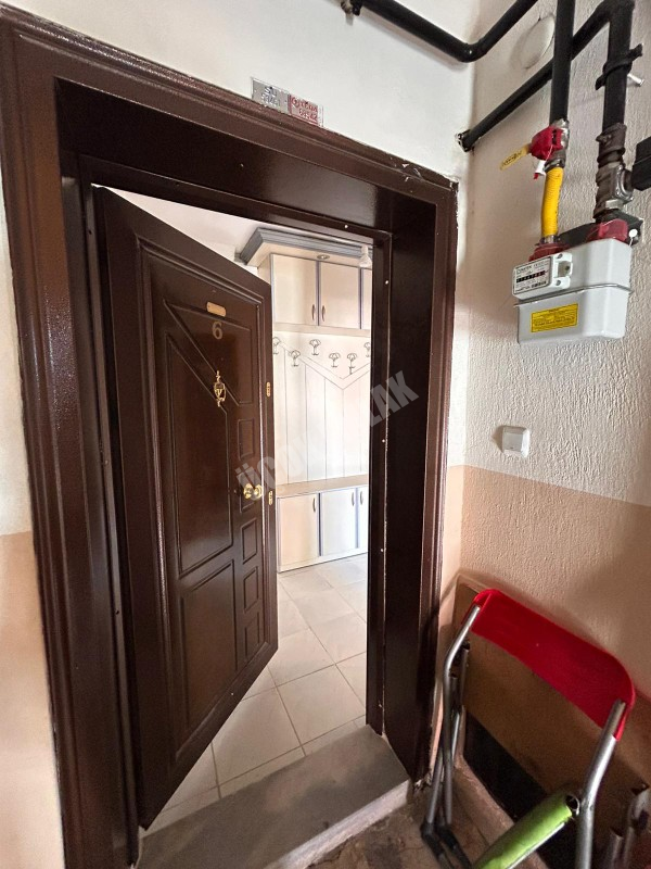 AFYON ÜÇOK EMLAKTAN KANLICA MAHALLESİNDE 3+1  125M² TEMİZ BAKIMLI KİRALIK DAİRE 