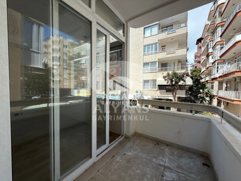 ALYANS'TAN POZCU'NUN MERKEZİNDE BAĞIMSIZ MUTFAK GENİŞ 3+1