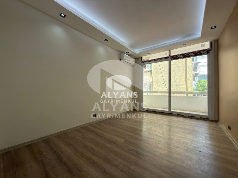 ALYANS'TAN POZCU'NUN MERKEZİNDE BAĞIMSIZ MUTFAK GENİŞ 3+1