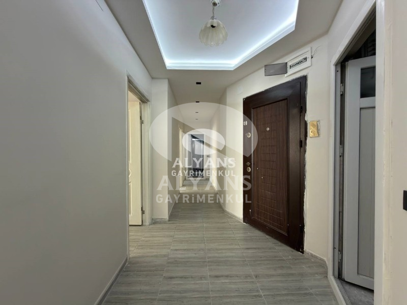 ALYANS'TAN POZCU'NUN MERKEZİNDE BAĞIMSIZ MUTFAK GENİŞ 3+1