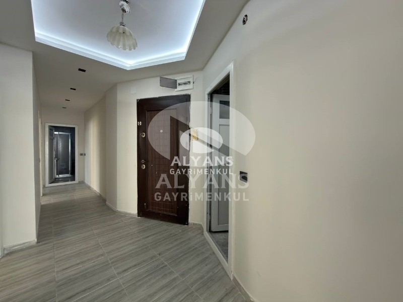 ALYANS'TAN POZCU'NUN MERKEZİNDE BAĞIMSIZ MUTFAK GENİŞ 3+1