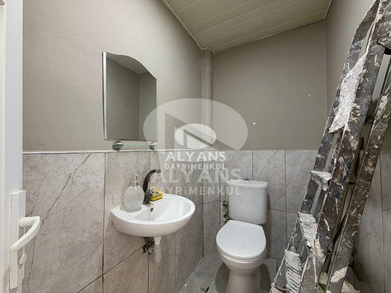 ALYANS'TAN POZCU'NUN MERKEZİNDE BAĞIMSIZ MUTFAK GENİŞ 3+1