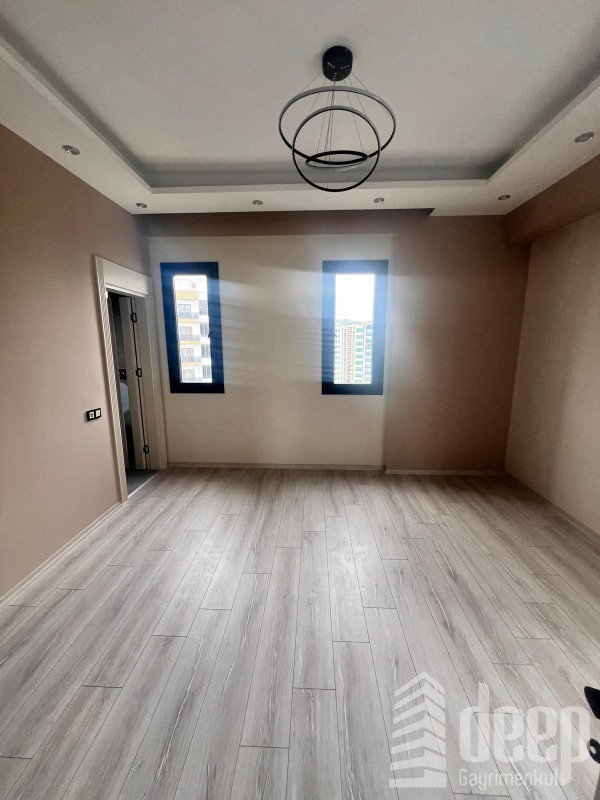 MEZİTLİNİN EN GÖZDE YERİNDE 2+1 KİRALIK DAİRE