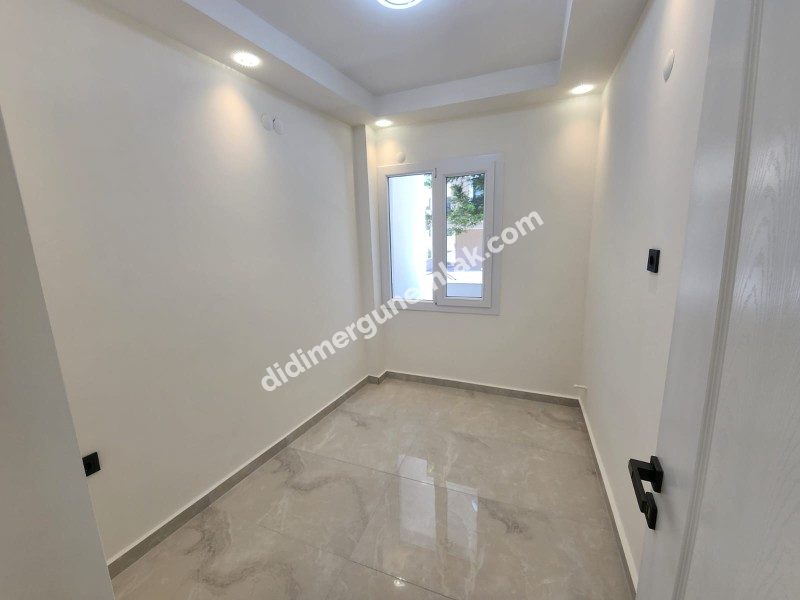 DİDİM ALTINKUM MAHALLESİ’ NDE SAHİLE YAKIN 3+1 ARA KAT GENİŞ VE AVANTAJLI KONUMDA SATILIK  FIRSAT DAİRE!