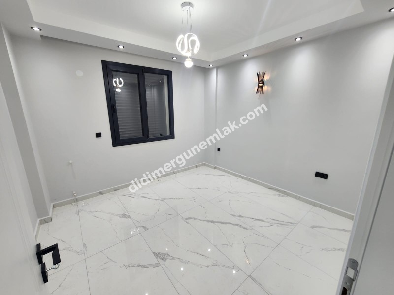 DİDİM EFELER MAHALLESİNDE 4+1 AYRI MUTFAK MÜSTAKİL HAVUZ & OTOPARKLI LÜKS SATILIK VİLLA!