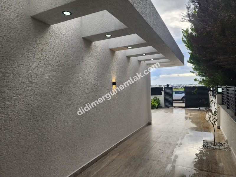 DİDİM EFELER MAHALLESİNDE 4+1 AYRI MUTFAK MÜSTAKİL HAVUZ & OTOPARKLI LÜKS SATILIK VİLLA!