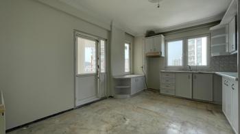 Elmas’tan Menteş’te Cepheleri Açık Ferah Geniş Metraj 3+1