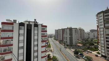 Elmas’tan Menteş’te Cepheleri Açık Ferah Geniş Metraj 3+1