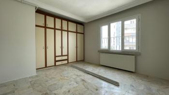 Elmas’tan Menteş’te Cepheleri Açık Ferah Geniş Metraj 3+1