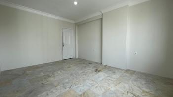 Elmas’tan Menteş’te Cepheleri Açık Ferah Geniş Metraj 3+1