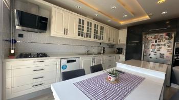 Elmas’tan Limonluk'ta Havuzlu Site İçerisinde Geniş 3+1