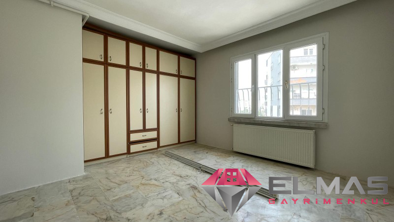 Elmas’tan Menteş’te Cepheleri Açık Ferah Geniş Metraj 3+1