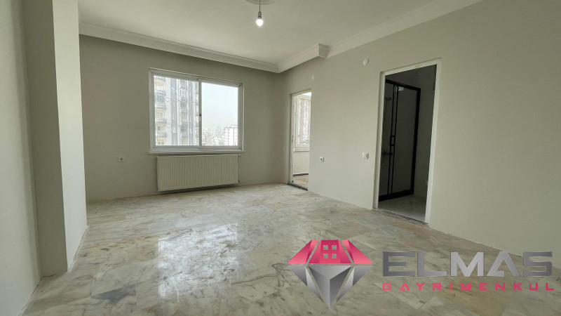 Elmas’tan Menteş’te Cepheleri Açık Ferah Geniş Metraj 3+1