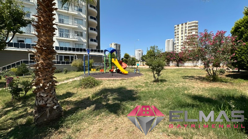 Elmas’tan Limonluk'ta Havuzlu Site İçerisinde Geniş 3+1