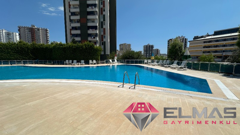 Elmas’tan Limonluk'ta Havuzlu Site İçerisinde Geniş 3+1